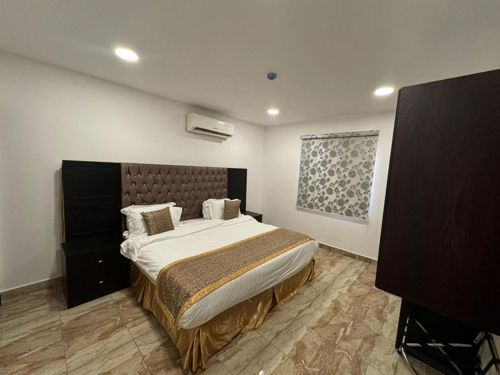 Ahla Makan Dammam Exterior photo